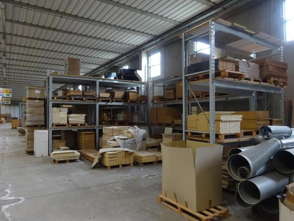 19#2095 Scaffalature e Prodotti Finiti in Legno in vendita - foto 32