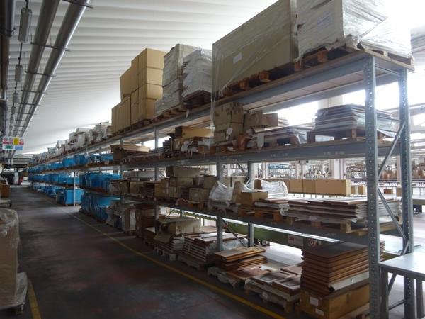 19#2095 Scaffalature e Prodotti Finiti in Legno in vendita - foto 48