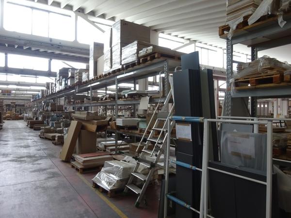 19#2095 Scaffalature e Prodotti Finiti in Legno in vendita - foto 63
