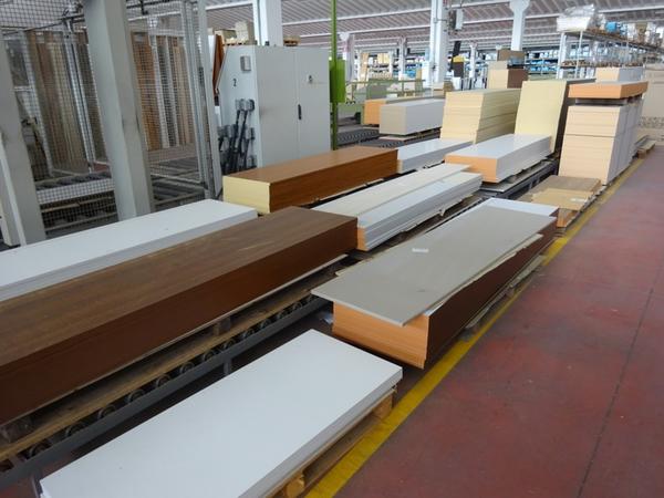 19#2095 Scaffalature e Prodotti Finiti in Legno in vendita - foto 72