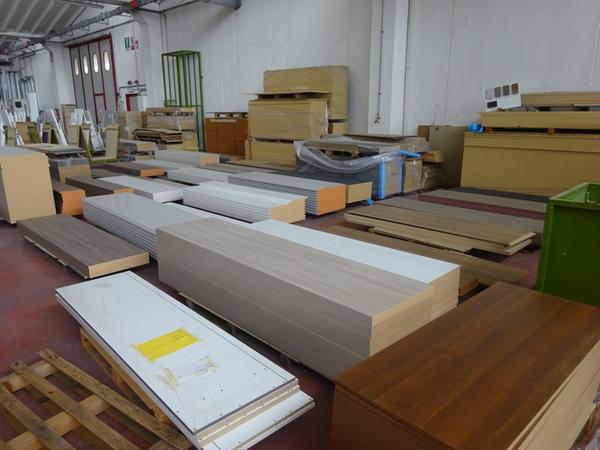 19#2095 Scaffalature e Prodotti Finiti in Legno in vendita - foto 73