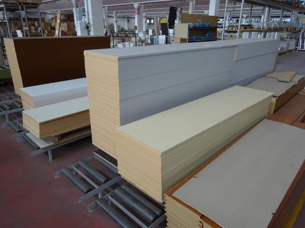 19#2095 Scaffalature e Prodotti Finiti in Legno in vendita - foto 74