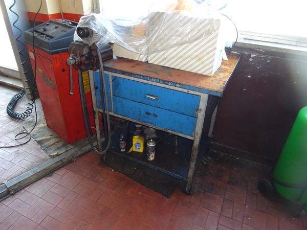 27#2105 Arredamento per officina in vendita - foto 2