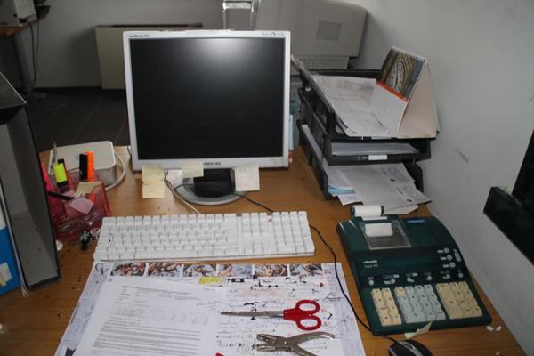 8#2113 Arredi ufficio in vendita - foto 1