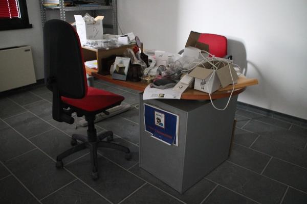 8#2113 Arredi ufficio in vendita - foto 2