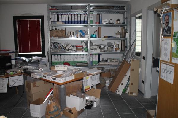 8#2113 Arredi ufficio in vendita - foto 112