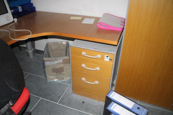 8#2113 Arredi ufficio in vendita - foto 120