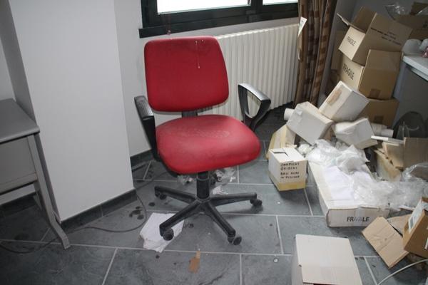 8#2113 Arredi ufficio in vendita - foto 130