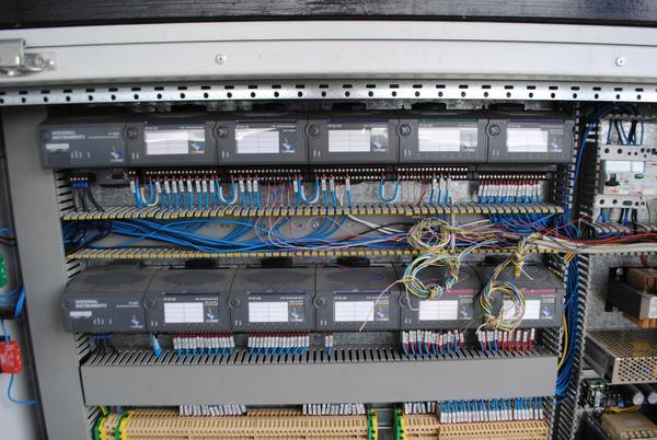 10#21310 Quadro acquisizione segnali trasduttori National Instrument in vendita - foto 2