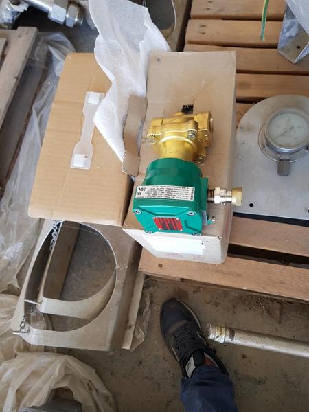 16#21310 Valvola a solenoide e trasduttori di pressione in vendita - foto 7