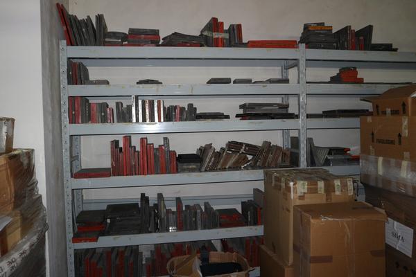 2#2174 Stampi in resina e alluminio in vendita - foto 2