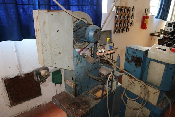116#2183 Macchine per lavorazione scarpe Amic e Bombelli in vendita - foto 5
