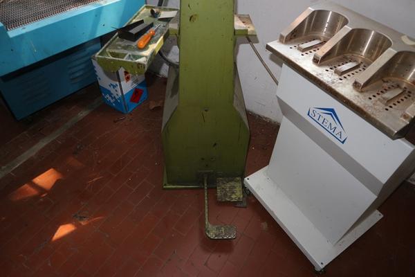 116#2183 Macchine per lavorazione scarpe Amic e Bombelli in vendita - foto 12