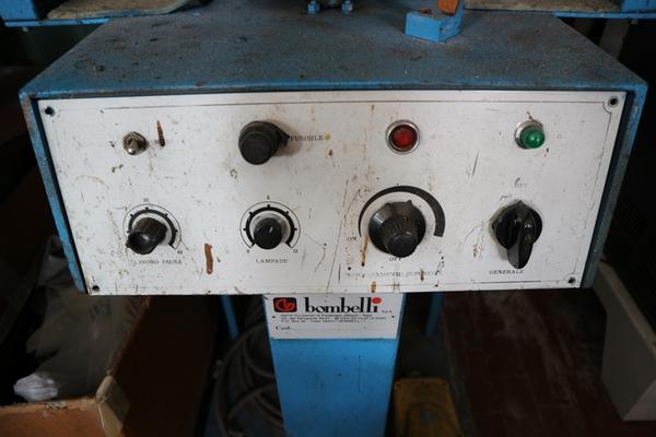 116#2183 Macchine per lavorazione scarpe Amic e Bombelli in vendita - foto 16