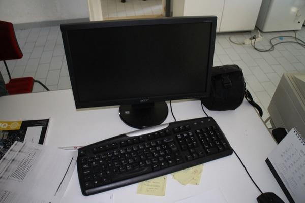 54#2209 Arredi per ufficio in vendita - foto 1