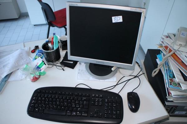 54#2209 Arredi per ufficio in vendita - foto 71