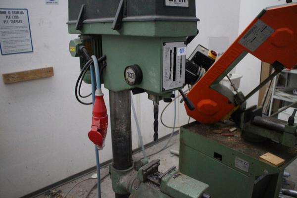 65#2209 Attrezzature officina in vendita - foto 1