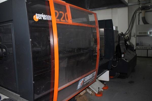 71#2209 Pressa ad Iniezione Sandretto Metalmeccanica in vendita - foto 1