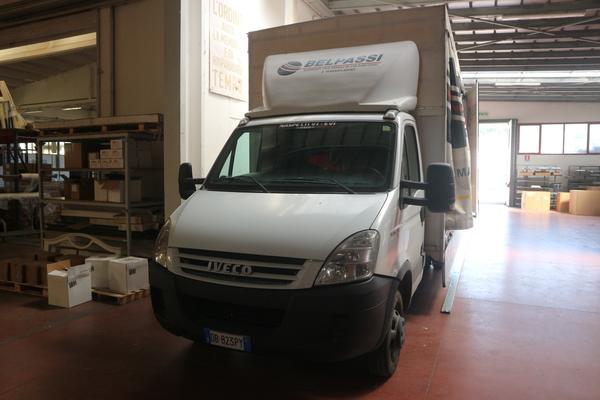1#2210 Macchinari per la produzione di elementi arredo in poliuretano e plastica in vendita - foto 66