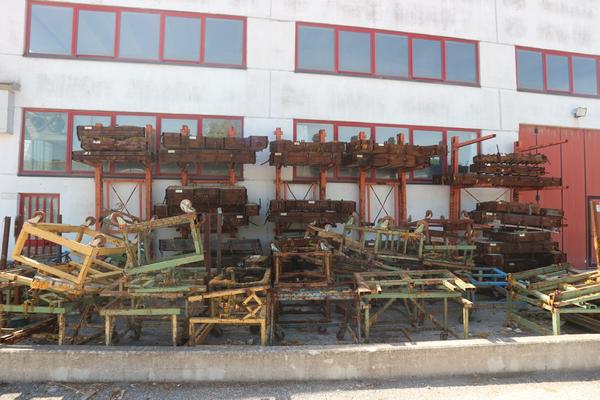1#2210 Macchinari per la produzione di elementi arredo in poliuretano e plastica in vendita - foto 71