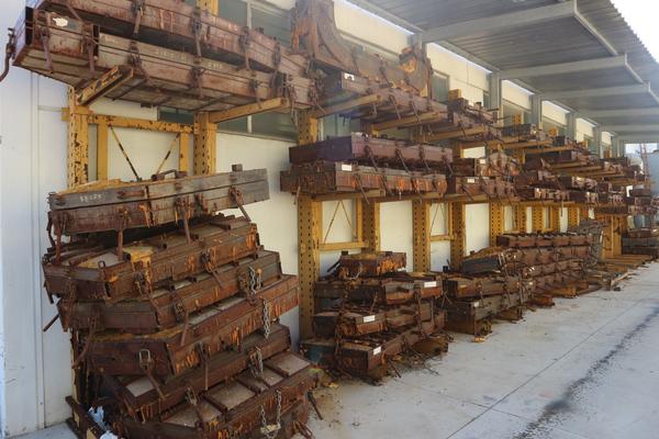 1#2210 Macchinari per la produzione di elementi arredo in poliuretano e plastica in vendita - foto 73