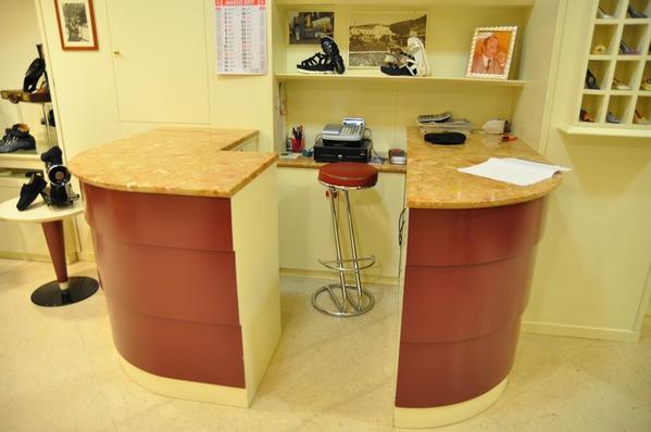 1#2212 Arredo e attrezzature per calzaturificio in vendita - foto 37