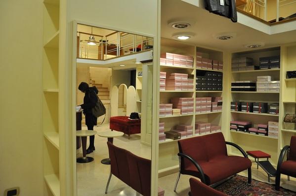 1#2212 Arredo e attrezzature per calzaturificio in vendita - foto 46