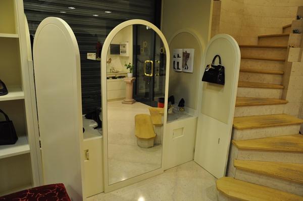 1#2212 Arredo e attrezzature per calzaturificio in vendita - foto 48