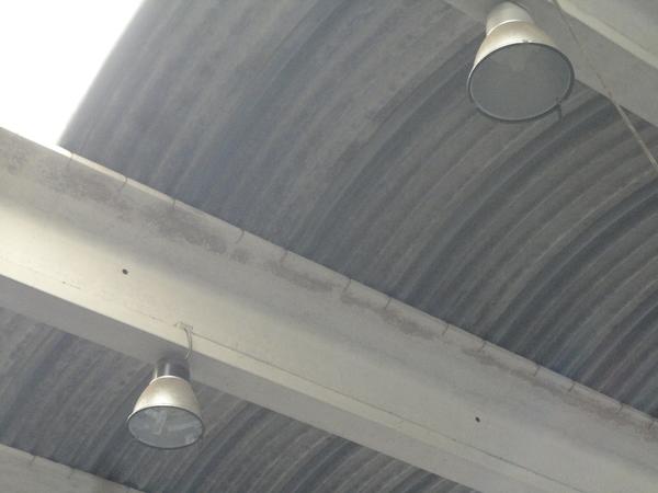 Plafoniere A Led Industriali Prezzi : Lampade per capannoni industriali prezzi u spazio