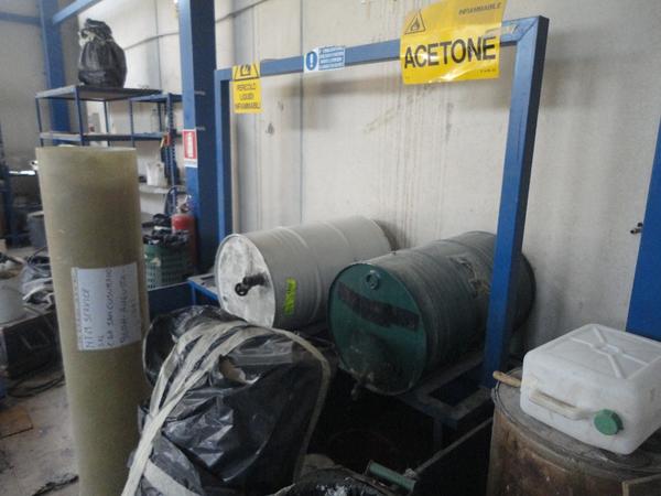 7#2216 Scaffali e banchi da lavoro in ferro di tipo artigianale  in vendita - foto 6