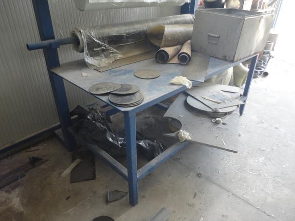 7#2216 Scaffali e banchi da lavoro in ferro di tipo artigianale  in vendita - foto 17
