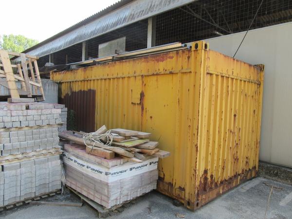 50#2226 Container con attrezzatura in vendita - foto 1