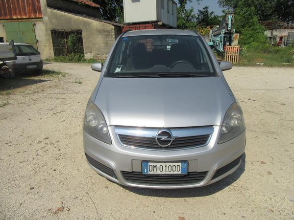 7#2226 Opel Zafira in vendita - foto 2