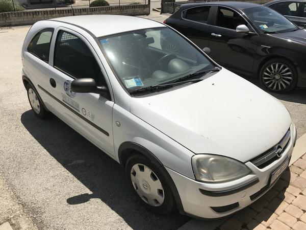 1#22261 Autovettura Opel Corsa in vendita - foto 9