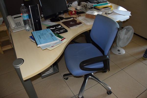 19#2230 Arredi ed attrezzature ufficio in vendita - foto 7
