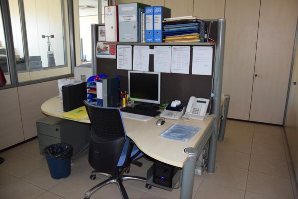19#2230 Arredi ed attrezzature ufficio in vendita - foto 8