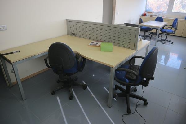 10#2237 Arredamento da ufficio in vendita - foto 1