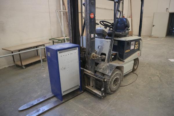 18#2237 Carrello elevatore Komatsu Arion 20 in vendita - foto 3