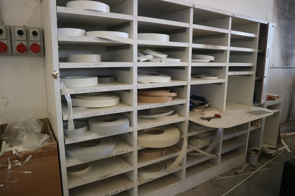 25#2237 Scaffalature e attrezzature officina in vendita - foto 1