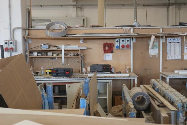 25#2237 Scaffalature e attrezzature officina in vendita - foto 9