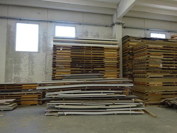 34#2237 Fogli laminati e arredi ufficio in vendita - foto 2