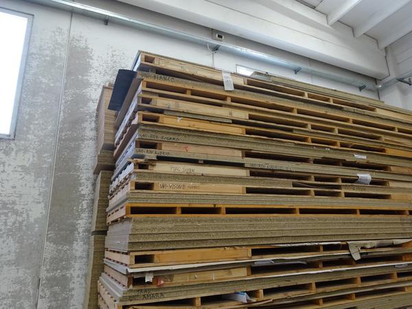 34#2237 Fogli laminati e arredi ufficio in vendita - foto 11