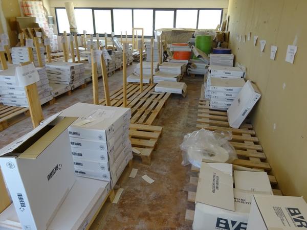 34#2237 Fogli laminati e arredi ufficio in vendita - foto 51