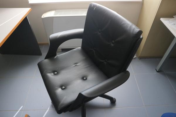 6#2237 Arredamento da ufficio in vendita - foto 11