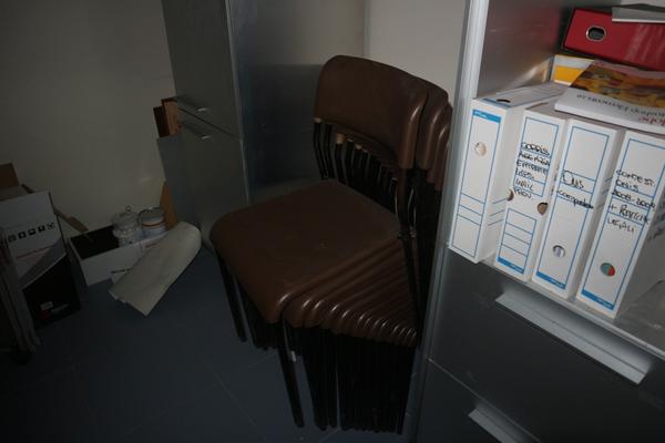 8#2237 Arredamento da ufficio in vendita - foto 2