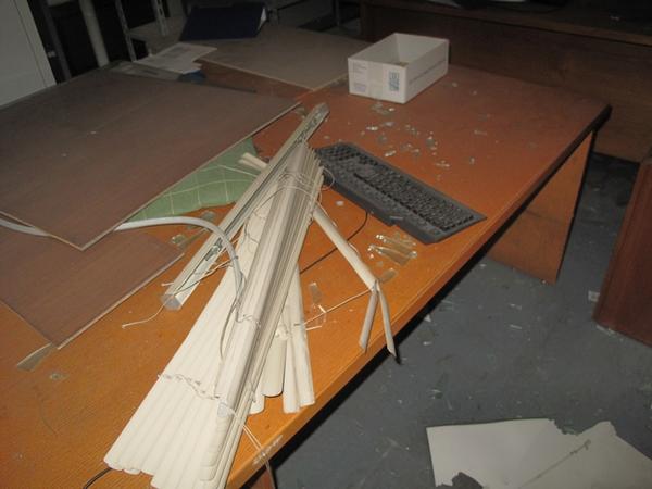 2#2246 Arredi ed attrezzature da ufficio in vendita - foto 24