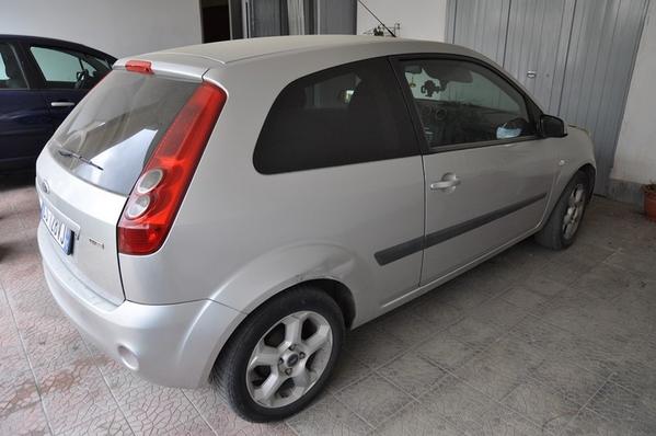 7#2256 Autoveicolo Ford Fiesta in vendita - foto 3
