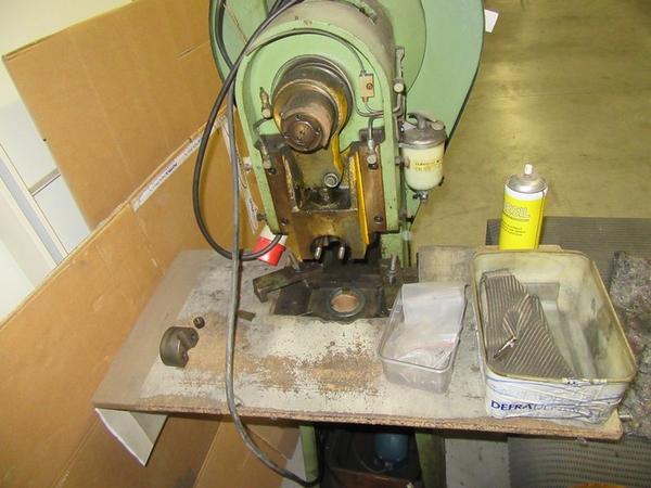 66#2259 Punzonatrici a trancia Barmag e Officine San Giacomo in vendita - foto 3