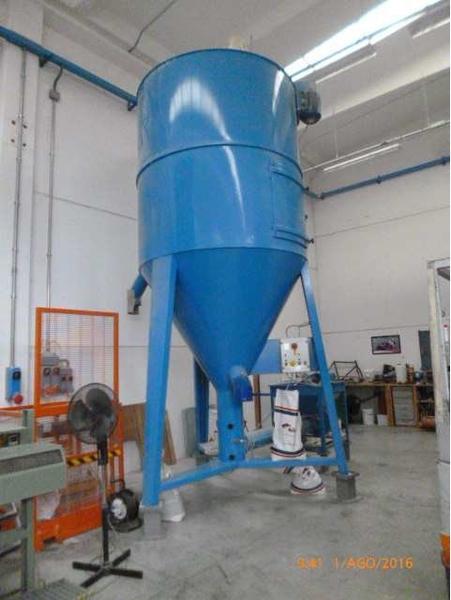 1#2264 Cessione di Azienda dedita alla lavorazione e distribuzione di materie plastiche in vendita - foto 2