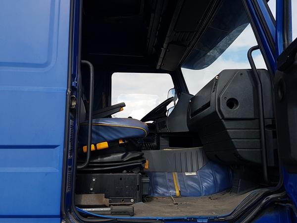 28#2265 Autocarri Scania e motrici Iveco in vendita - foto 44